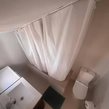 아파트 Lidia Planta 2, La Carihuela 1ª Linea Playa, Vistas Mar, Buhardilla 1 Dormitorio, 40 M2, 1-3 Huesped, Terraza, Wifi 토레몰리노스
